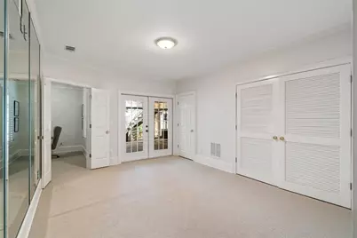 220 Sheridan Point Lane NE, Sandy Springs, GA 30342 - Photo 48