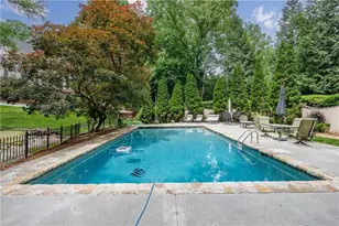 510 Londonberry Rd, Atlanta, GA 30327 - Photo 122