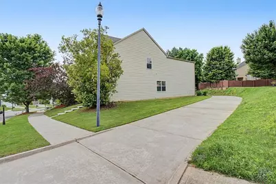110 Camdyn Circle, Woodstock, GA 30188 - Photo 4