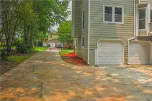 3858 Trenton Dr, Snellville, GA 30039 - Photo 30