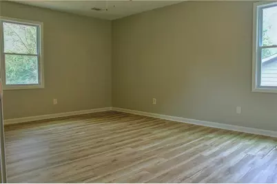 3858 Trenton Dr, Snellville, GA 30039 - Photo 12