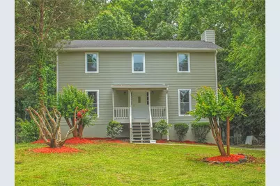 3858 Trenton Dr, Snellville, GA 30039 - Photo 2