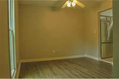 3858 Trenton Dr, Snellville, GA 30039 - Photo 6