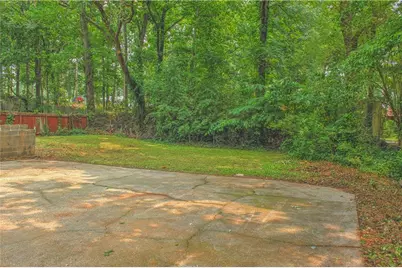 3858 Trenton Dr, Snellville, GA 30039 - Photo 32