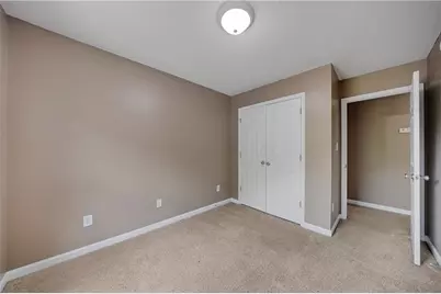 4203 Legacy Square, Atlanta, GA 30349 - Photo 34