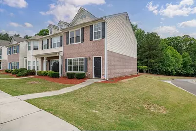 4203 Legacy Square, Atlanta, GA 30349 - Photo 2