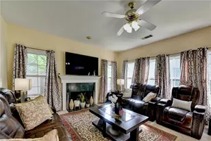 542 Inwood Trail, Lawrenceville, GA 30043 - Photo 10