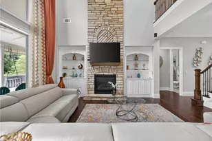 2555 Wood Fern Ln, Cumming, GA 30041 - Photo 10
