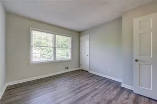4566 Mountain Creek Dr NE, Roswell, GA 30075 - Photo 14