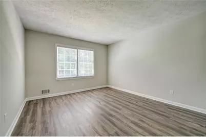 4566 Mountain Creek Drive NE, Roswell, GA 30075 - Photo 12