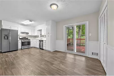 2914 Landmark Drive SE, Conyers, GA 30094 - Photo 10