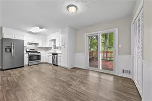 2914 Landmark Dr SE, Conyers, GA 30094 - Photo 10