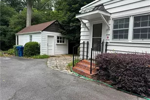 3648 Kingsboro Rd NE, Atlanta, GA 30319 - Photo 2