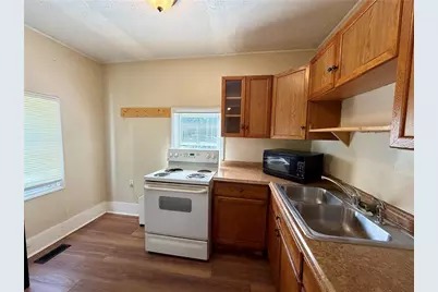 212 Highland Drive, Winder, GA 30680 - Photo 8