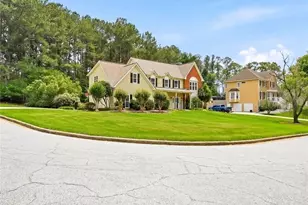 1140 Pebble Bend Dr, Grayson, GA 30017 - Photo 4