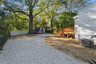 1847 Sylvan Rd SW, Atlanta, GA 30310 - Photo 20