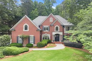 701 Hallbrook Ct, Alpharetta, GA 30004 - Photo 1