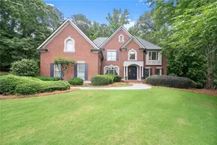 701 Hallbrook Ct, Alpharetta, GA 30004 - Photo 2