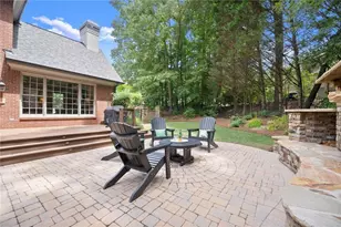 701 Hallbrook Ct, Alpharetta, GA 30004 - Photo 32