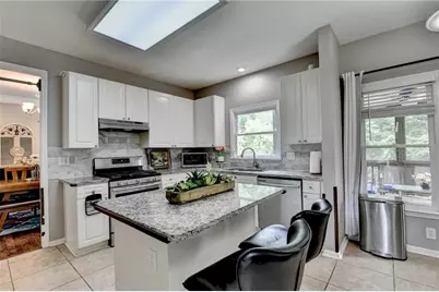 1053 Hawk Creek Trail, Lawrenceville, GA 30043 - Photo 14