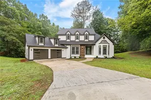 7470 Woodruff Way, Stone Mountain, GA 30087 - Photo 2