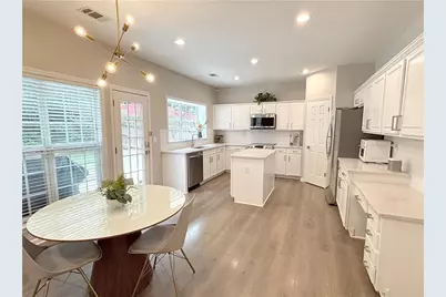 5018 Bethpage Drive, Suwanee, GA 30024 - Photo 2