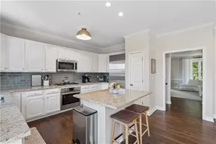 1194 Brookhaven Glen, Atlanta, GA 30319 - Photo 8