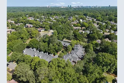 1194 Brookhaven Glen, Atlanta, GA 30319 - Photo 42
