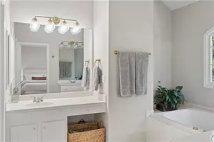 1194 Brookhaven Glen, Atlanta, GA 30319 - Photo 32