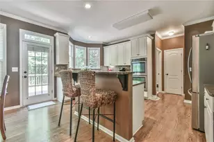 4309 Aldenham Way, Suwanee, GA 30024 - Photo 10