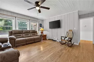 188 Hillendale Dr, Toccoa, GA 30577 - Photo 16