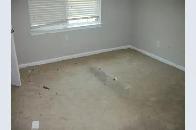 207 Granville Court, Sandy Springs, GA 30328 - Photo 12