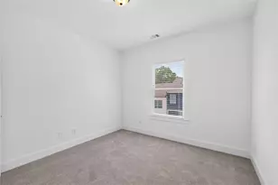 5619 Pine St, Flowery Branch, GA 30542 - Photo 34
