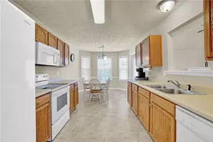 1401 Waterford Ct, Loganville, GA 30052 - Photo 24