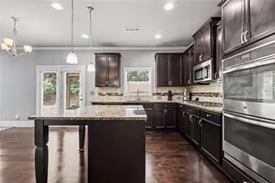1540 Newbridge Cir, Buford, GA 30519 - Photo 14