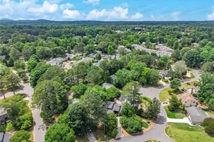 927 Muirfield Dr, Marietta, GA 30068 - Photo 52