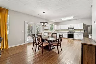 3187 Sable Run Rd, Atlanta, GA 30349 - Photo 12