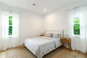 2130 Donald Lee Hollowell Pkwy NW, Atlanta, GA 30318 - Photo 18