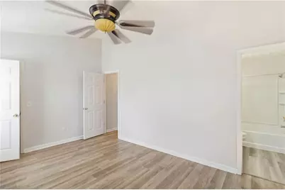 5559 Strathmoor Manor Circle, Lithonia, GA 30058 - Photo 20