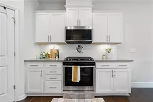 218 Ellis Ln, Woodstock, GA 30189 - Photo 12