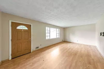 1115 De Leon Court, Clarkston, GA 30021 - Photo 4