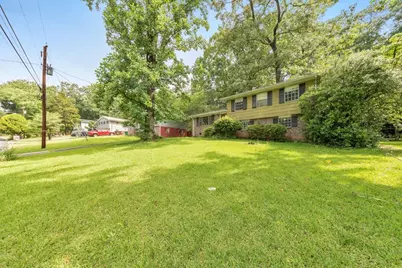 1115 De Leon Court, Clarkston, GA 30021 - Photo 2