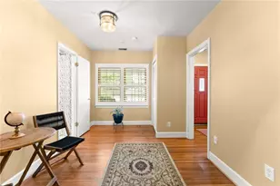 601 Ridgewood Ave, Gainesville, GA 30501 - Photo 6