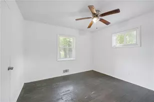 4322 Glenwood Pkwy, Decatur, GA 30032 - Photo 6