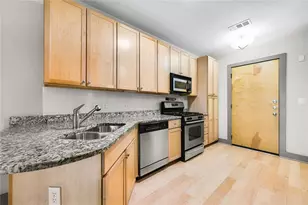 799 Hammond Dr, Sandy Springs, GA 30328 - Photo 6