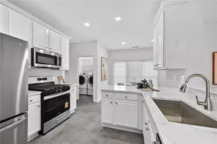 2911 Winter Rose Ct, Dunwoody, GA 30360 - Photo 2