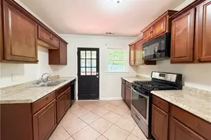 1912 Oak Valley Rd, Decatur, GA 30035 - Photo 2