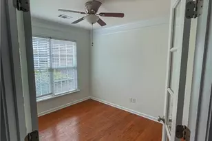 282 Balaban Cir, Woodstock, GA 30188 - Photo 2