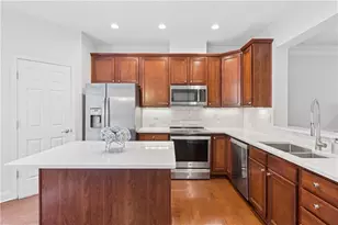1881 Ridgemont Ln, Decatur, GA 30033 - Photo 10