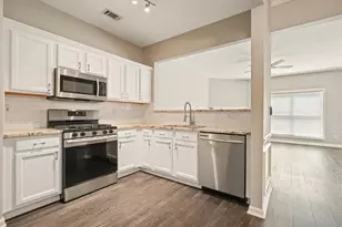 2045 Lake Shore Overlook NW, Kennesaw, GA 30152 - Photo 14